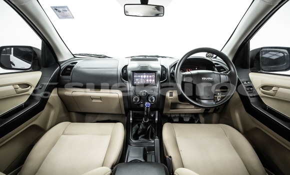 Buy Used Isuzu D-Max White Car in Bangkok in Bangkok Buy Used Isuzu D-Max White Car in Bangkok in Bangkok