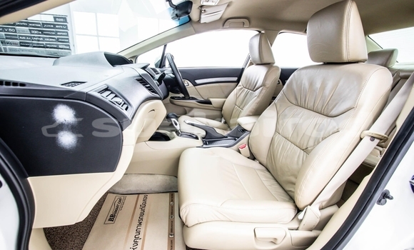 ซื้อ รถมือสอง Honda Civic ขาว รถยนต์ ใน %{เมือง} ใน กรุงเทพมหานคร ซื้อ รถมือสอง Honda Civic ขาว รถยนต์ ใน %{เมือง} ใน กรุงเทพมหานคร