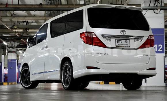 Buy Used Toyota Alphard White Car in Bangkok in Bangkok Buy Used Toyota Alphard White Car in Bangkok in Bangkok