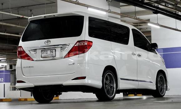 Buy Used Toyota Alphard White Car in Bangkok in Bangkok Buy Used Toyota Alphard White Car in Bangkok in Bangkok
