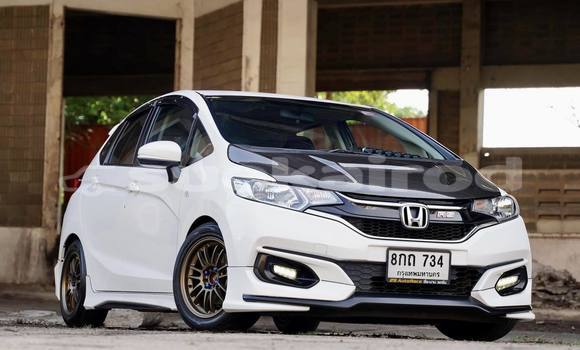 Buy Used Honda Jazz White Car in Bangkok in Bangkok Buy Used Honda Jazz White Car in Bangkok in Bangkok