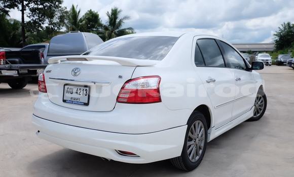 Buy Used Toyota Yaris White Car in Udon Thani in Udon Thani Buy Used Toyota Yaris White Car in Udon Thani in Udon Thani