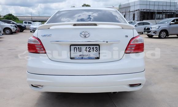 Buy Used Toyota Yaris White Car in Udon Thani in Udon Thani Buy Used Toyota Yaris White Car in Udon Thani in Udon Thani