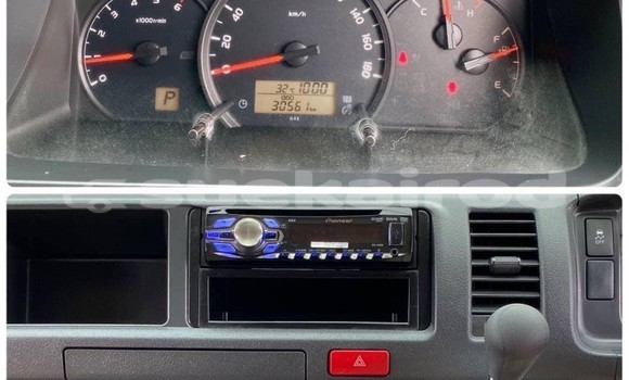 Buy Used Toyota Commuter Silver Car in Bangkok in Bangkok Buy Used Toyota Commuter Silver Car in Bangkok in Bangkok