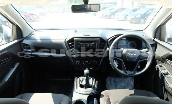 Buy Used Isuzu D-Max Silver Car in Udon Thani in Udon Thani Buy Used Isuzu D-Max Silver Car in Udon Thani in Udon Thani