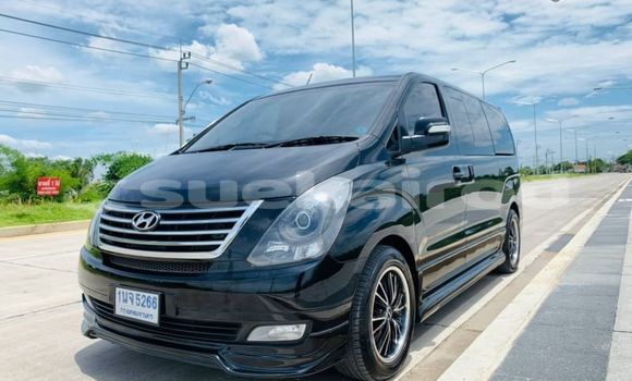 Buy Used Hyundai H1 Black Car in Bangkok in Bangkok