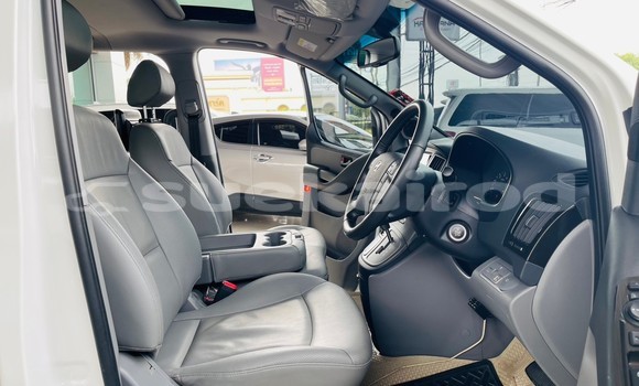 ซื้อ รถมือสอง Hyundai H1 ขาว รถยนต์ ใน %{เมือง} ใน กรุงเทพมหานคร ซื้อ รถมือสอง Hyundai H1 ขาว รถยนต์ ใน %{เมือง} ใน กรุงเทพมหานคร