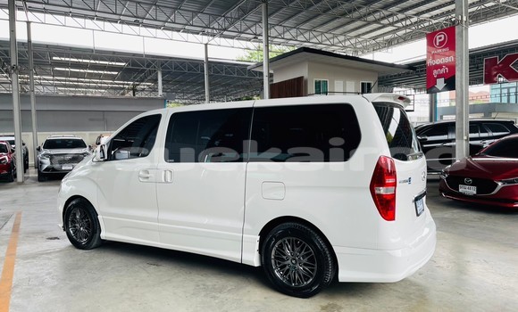 ซื้อ รถมือสอง Hyundai H1 ขาว รถยนต์ ใน %{เมือง} ใน กรุงเทพมหานคร ซื้อ รถมือสอง Hyundai H1 ขาว รถยนต์ ใน %{เมือง} ใน กรุงเทพมหานคร