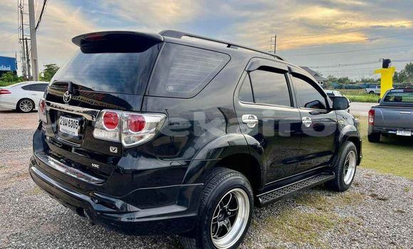 ซื้อ รถมือสอง Toyota Fortuner สีดำ รถยนต์ ใน %{เมือง} ใน กรุงเทพมหานคร ซื้อ รถมือสอง Toyota Fortuner สีดำ รถยนต์ ใน %{เมือง} ใน กรุงเทพมหานคร