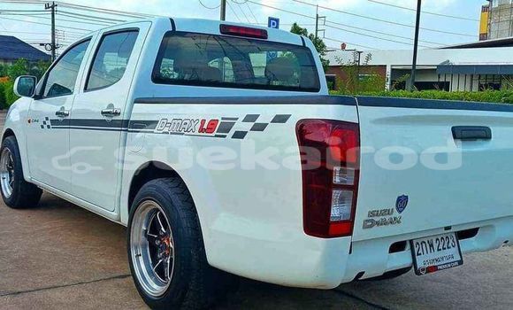 ซื้อ รถมือสอง Isuzu D-Max ขาว รถยนต์ ใน %{เมือง} ใน กรุงเทพมหานคร ซื้อ รถมือสอง Isuzu D-Max ขาว รถยนต์ ใน %{เมือง} ใน กรุงเทพมหานคร