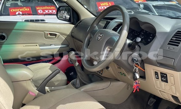 ซื้อ รถมือสอง Toyota Hilux สีดำ รถยนต์ ใน %{เมือง} ใน กรุงเทพมหานคร ซื้อ รถมือสอง Toyota Hilux สีดำ รถยนต์ ใน %{เมือง} ใน กรุงเทพมหานคร