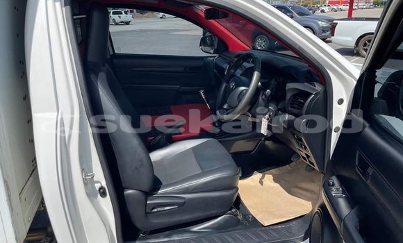 ซื้อ รถมือสอง Toyota Hiluxe Revo ขาว รถยนต์ ใน %{เมือง} ใน กรุงเทพมหานคร ซื้อ รถมือสอง Toyota Hiluxe Revo ขาว รถยนต์ ใน %{เมือง} ใน กรุงเทพมหานคร