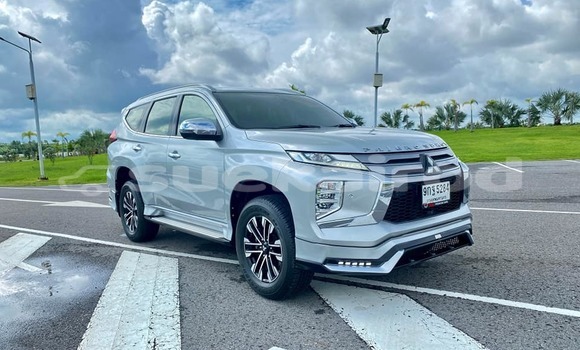 ซื้อ รถมือสอง Mitsubishi Pajero อื่น ๆ รถยนต์ ใน %{เมือง} ใน กรุงเทพมหานคร