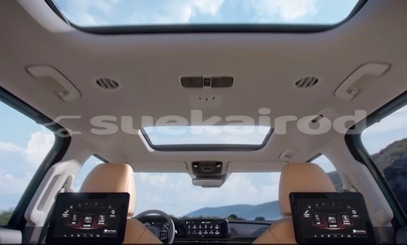 Buy Used Kia Carnival White Car in Bangkok in Bangkok Buy Used Kia Carnival White Car in Bangkok in Bangkok