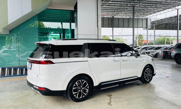 Buy Used Kia Carnival White Car in Bangkok in Bangkok Buy Used Kia Carnival White Car in Bangkok in Bangkok
