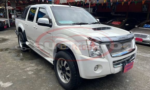 Buy Used Isuzu D-Max White Car in Bangkok in Bangkok Buy Used Isuzu D-Max White Car in Bangkok in Bangkok