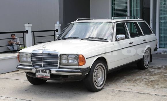 Buy Used Mercedes‒Benz 300–Series Other Car in Bangkok in Bangkok Buy Used Mercedes‒Benz 300–Series Other Car in Bangkok in Bangkok