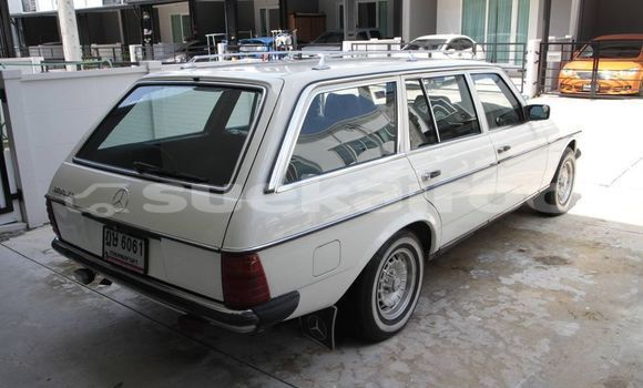 Buy Used Mercedes‒Benz 300–Series Other Car in Bangkok in Bangkok Buy Used Mercedes‒Benz 300–Series Other Car in Bangkok in Bangkok