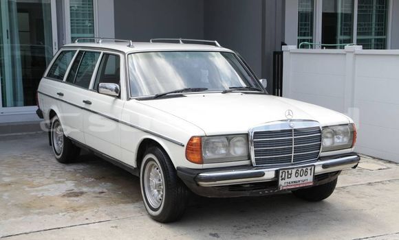 Buy Used Mercedes‒Benz 300–Series Other Car in Bangkok in Bangkok Buy Used Mercedes‒Benz 300–Series Other Car in Bangkok in Bangkok