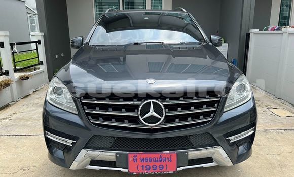 Buy Used Mercedes‒Benz ML–Class Black Car in Bangkok in Bangkok