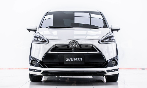 Buy Used Toyota Sienta White Car in Bangkok in Bangkok Buy Used Toyota Sienta White Car in Bangkok in Bangkok