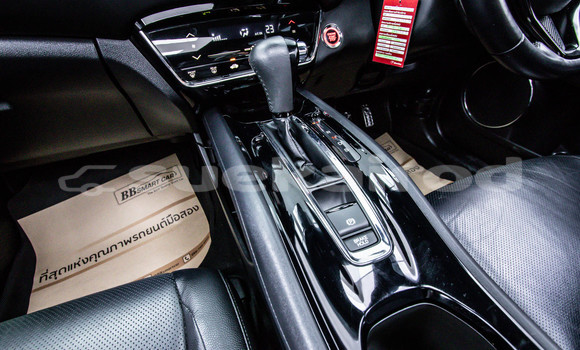 ซื้อ รถมือสอง Honda HR-V ขาว รถยนต์ ใน %{เมือง} ใน กรุงเทพมหานคร ซื้อ รถมือสอง Honda HR-V ขาว รถยนต์ ใน %{เมือง} ใน กรุงเทพมหานคร