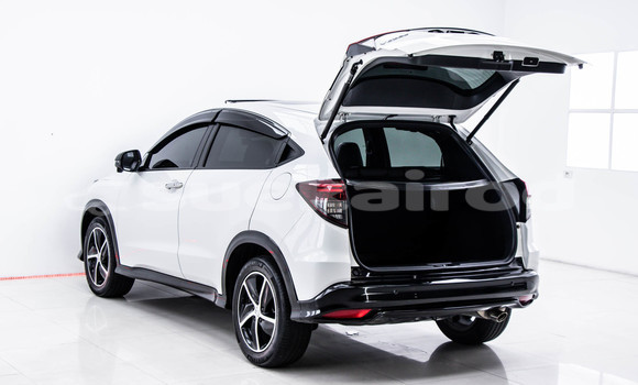 ซื้อ รถมือสอง Honda HR-V ขาว รถยนต์ ใน %{เมือง} ใน กรุงเทพมหานคร ซื้อ รถมือสอง Honda HR-V ขาว รถยนต์ ใน %{เมือง} ใน กรุงเทพมหานคร