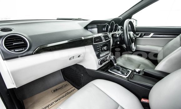 ซื้อ รถมือสอง Mercedes-Benz C250 coupe อื่น ๆ รถยนต์ ใน %{เมือง} ใน กรุงเทพมหานคร ซื้อ รถมือสอง Mercedes-Benz C250 coupe อื่น ๆ รถยนต์ ใน %{เมือง} ใน กรุงเทพมหานคร