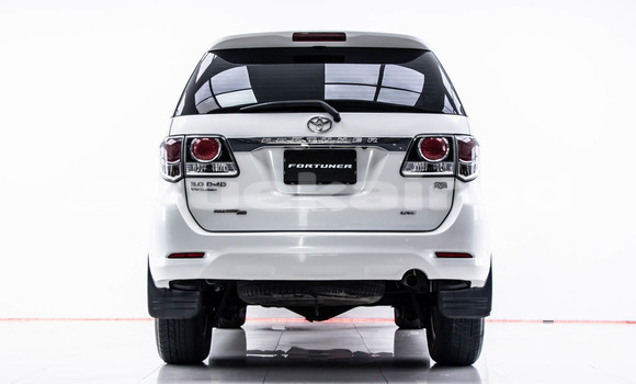 ซื้อ รถมือสอง Toyota Fortuner ขาว รถยนต์ ใน %{เมือง} ใน กรุงเทพมหานคร ซื้อ รถมือสอง Toyota Fortuner ขาว รถยนต์ ใน %{เมือง} ใน กรุงเทพมหานคร