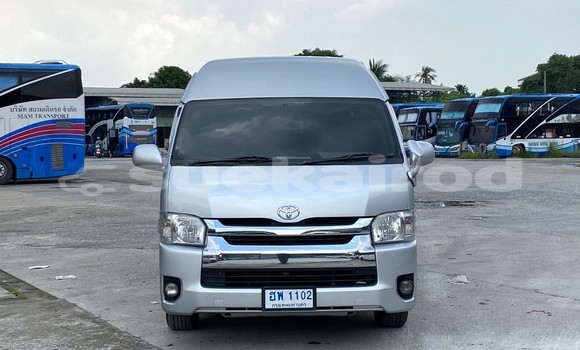 Buy Used Toyota Commuter Other Car in Bangkok in Bangkok Buy Used Toyota Commuter Other Car in Bangkok in Bangkok
