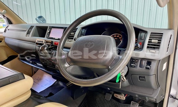 Buy Used Toyota Commuter Other Car in Bangkok in Bangkok Buy Used Toyota Commuter Other Car in Bangkok in Bangkok