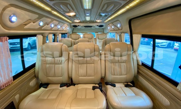 Buy Used Toyota Commuter Other Car in Bangkok in Bangkok Buy Used Toyota Commuter Other Car in Bangkok in Bangkok