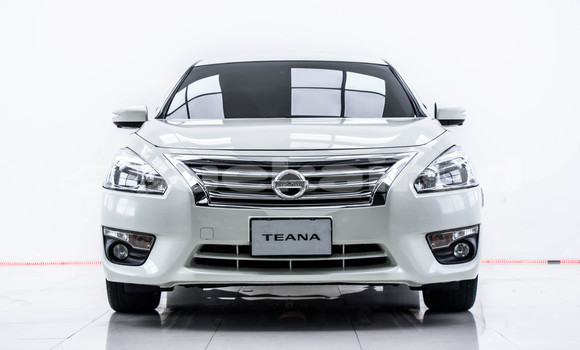 Buy Used Nissan Teana White Car in Bangkok in Bangkok Buy Used Nissan Teana White Car in Bangkok in Bangkok