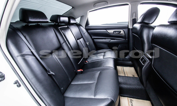 Buy Used Nissan Teana White Car in Bangkok in Bangkok Buy Used Nissan Teana White Car in Bangkok in Bangkok