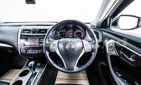 Buy Used Nissan Teana White Car in Bangkok in Bangkok Buy Used Nissan Teana White Car in Bangkok in Bangkok