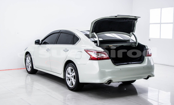 Buy Used Nissan Teana White Car in Bangkok in Bangkok Buy Used Nissan Teana White Car in Bangkok in Bangkok