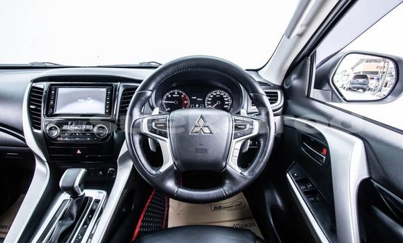 Buy Used Mitsubishi Pajero Other Car in Bangkok in Bangkok Buy Used Mitsubishi Pajero Other Car in Bangkok in Bangkok
