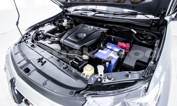 Buy Used Mitsubishi Pajero Other Car in Bangkok in Bangkok Buy Used Mitsubishi Pajero Other Car in Bangkok in Bangkok
