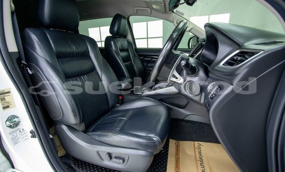 ซื้อ รถมือสอง Mitsubishi Pajero ขาว รถยนต์ ใน %{เมือง} ใน กรุงเทพมหานคร ซื้อ รถมือสอง Mitsubishi Pajero ขาว รถยนต์ ใน %{เมือง} ใน กรุงเทพมหานคร