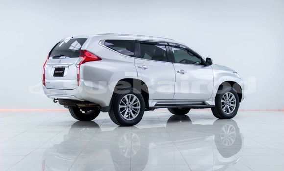 Buy Used Mitsubishi Pajero Other Car in Bangkok in Bangkok Buy Used Mitsubishi Pajero Other Car in Bangkok in Bangkok