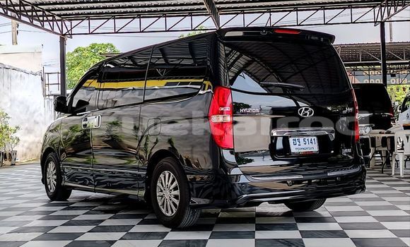 ซื้อ รถมือสอง Hyundai H1 สีดำ รถยนต์ ใน %{เมือง} ใน กรุงเทพมหานคร ซื้อ รถมือสอง Hyundai H1 สีดำ รถยนต์ ใน %{เมือง} ใน กรุงเทพมหานคร