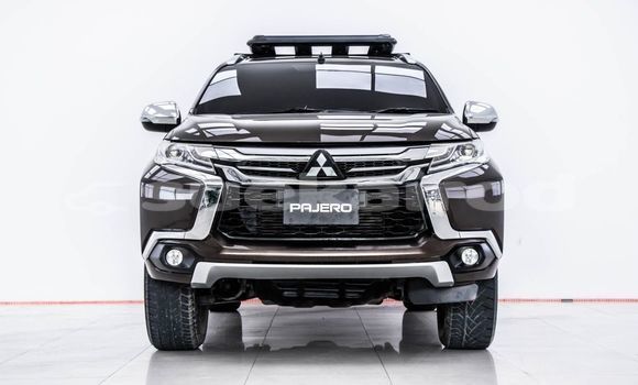 ซื้อ รถมือสอง Mitsubishi Pajero สีน้ำตาล รถยนต์ ใน %{เมือง} ใน กรุงเทพมหานคร ซื้อ รถมือสอง Mitsubishi Pajero สีน้ำตาล รถยนต์ ใน %{เมือง} ใน กรุงเทพมหานคร