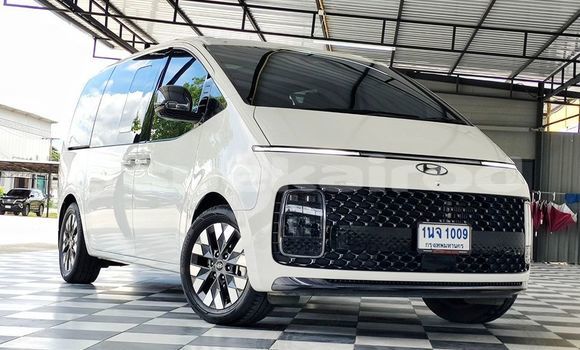 ซื้อ รถมือสอง Hyundai Starex ขาว รถยนต์ ใน %{เมือง} ใน กรุงเทพมหานคร