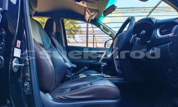 ซื้อ รถมือสอง Toyota Fortuner สีดำ รถยนต์ ใน %{เมือง} ใน กรุงเทพมหานคร ซื้อ รถมือสอง Toyota Fortuner สีดำ รถยนต์ ใน %{เมือง} ใน กรุงเทพมหานคร
