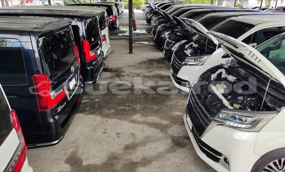 Buy Used Hyundai H1 Other Car in Bangkok in Bangkok