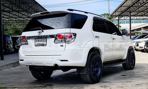 ซื้อ รถมือสอง Toyota Fortuner ขาว รถยนต์ ใน %{เมือง} ใน กรุงเทพมหานคร ซื้อ รถมือสอง Toyota Fortuner ขาว รถยนต์ ใน %{เมือง} ใน กรุงเทพมหานคร