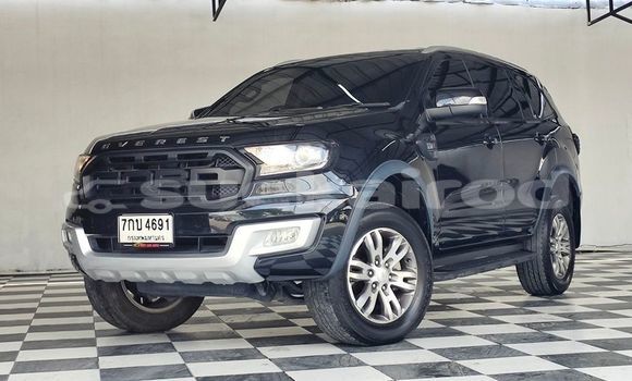 ซื้อ รถมือสอง Ford Everest สีดำ รถยนต์ ใน %{เมือง} ใน กรุงเทพมหานคร