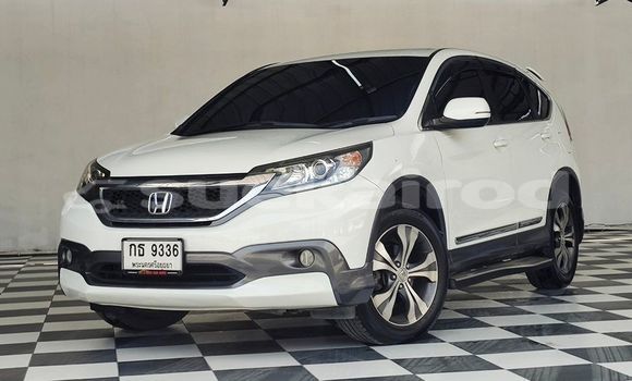 ซื้อ รถมือสอง Honda CR-V สีดำ รถยนต์ ใน %{เมือง} ใน กรุงเทพมหานคร