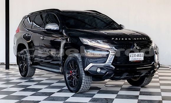 ซื้อ รถมือสอง Mitsubishi Pajero สีดำ รถยนต์ ใน %{เมือง} ใน กรุงเทพมหานคร