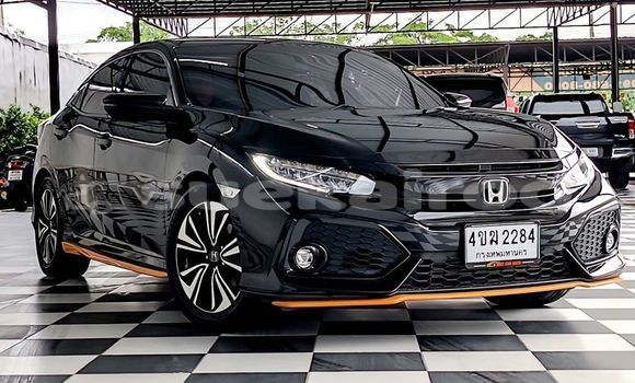 ซื้อ รถมือสอง Honda Civic สีดำ รถยนต์ ใน %{เมือง} ใน กรุงเทพมหานคร
